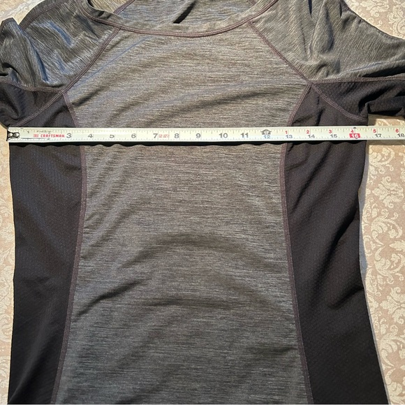 Lululemon ~ Women’s Long Sleeve Space Dye Back Ruffle Yoga Top in size 6 - Picture 12 of 14